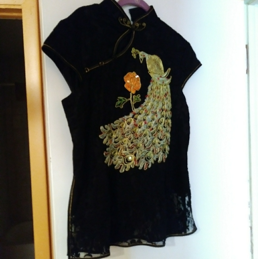 Lace like blouse